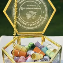 cutiuta de sticla cu versete