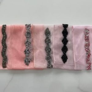 Set de 3 baticuri cu pietricele,culori mixte .